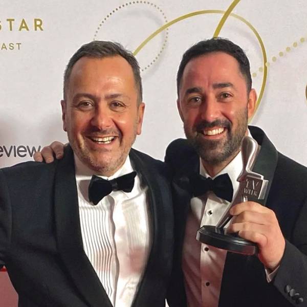 Andy & Masterchef win Logie! Three Blue Ducks