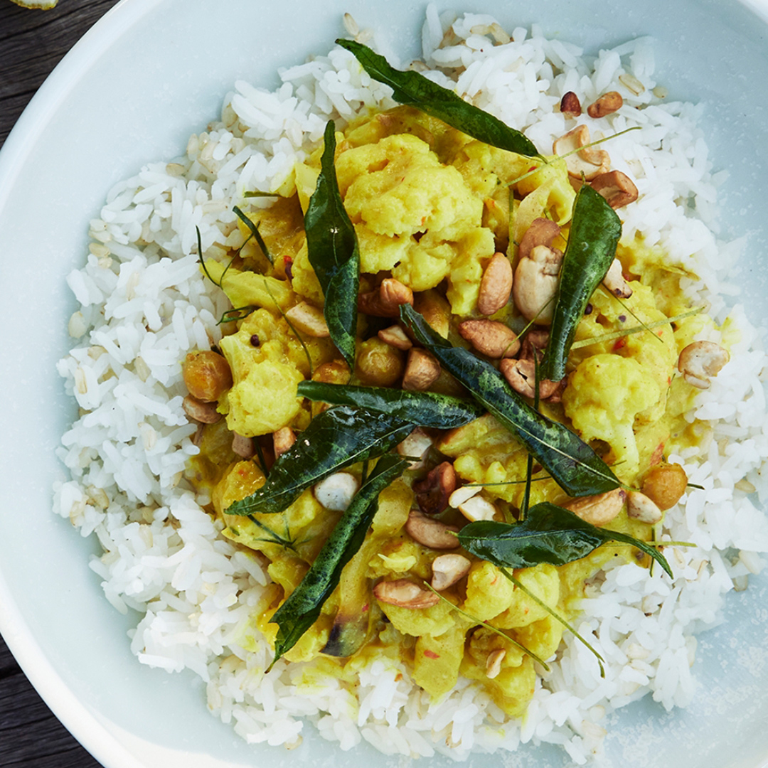 three-blue-ducks-frozen-curries-products-cauliflower-korma Three Blue Ducks Cauliflower Korma frozen meal