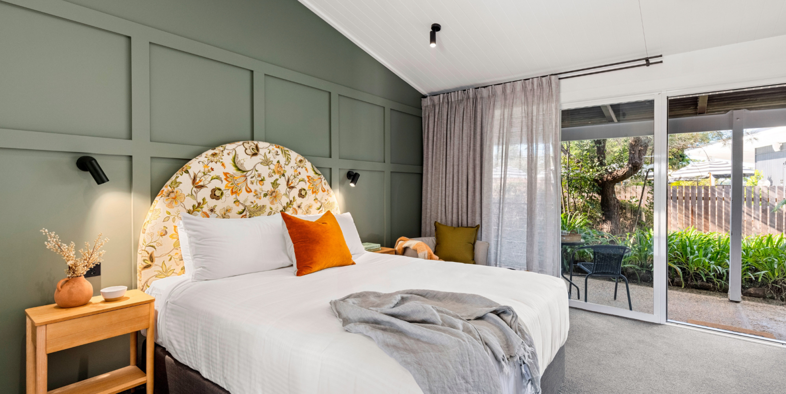 Bello accom